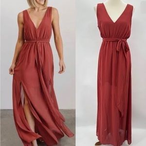 Elegant Sleeveless Rust Maxi Dress